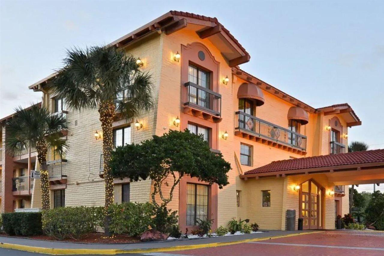 Rodeway Inn Near Ybor City - Casino Tampa Esterno foto