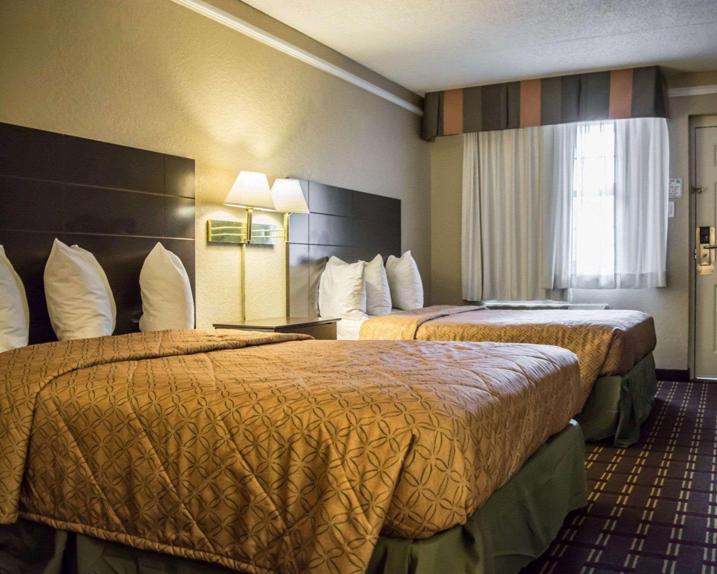 Rodeway Inn Near Ybor City - Casino Tampa Esterno foto
