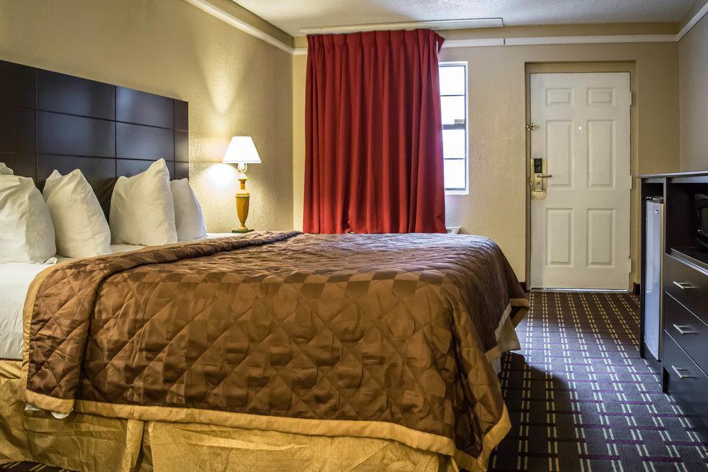 Rodeway Inn Near Ybor City - Casino Tampa Esterno foto